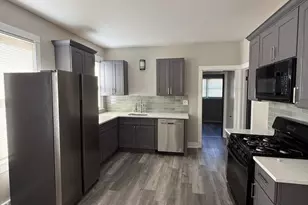 17842 Park Ave, Lansing, IL 60438 - Photo 6