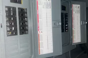 9338 S Marquette Ave, Chicago, IL 60617 - Photo 16