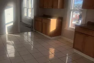 9338 S Marquette Ave, Chicago, IL 60617 - Photo 10