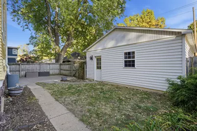 1209 N Clinton Boulevard, Bloomington, IL 61701 - Photo 26