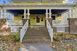 1209 N Clinton Blvd, Bloomington, IL 61701 - Photo 4