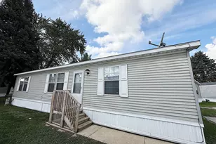 186 Carriage Ln, Sauk Village, IL 60411 - Photo 1