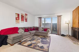 1620 Waxwing Ct, Schaumburg, IL 60173 - Photo 6