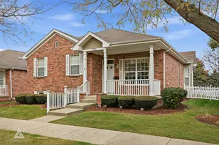 9430 Georgetown Square, Orland Park, IL 60467 - Photo 2