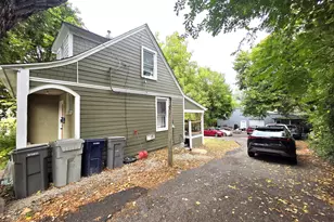 9 N Jackson St, Elgin, IL 60123 - Photo 12