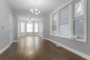 [Address not provided], Chicago, IL 60637 - Photo 2