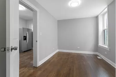 [Address not provided], Chicago, IL 60637 - Photo 6