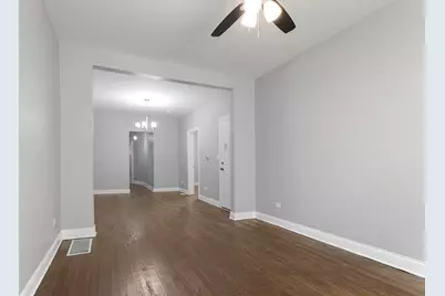 [Address not provided], Chicago, IL 60637 - Photo 8