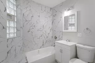 [Address not provided], Chicago, IL 60637 - Photo 4