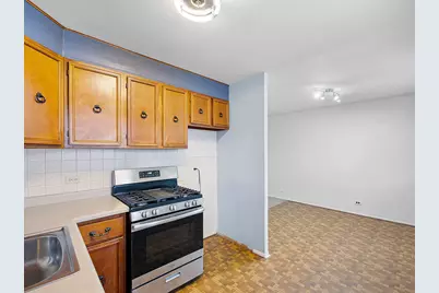 [Address not provided], Glendale Heights, IL 60139 - Photo 6