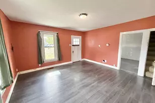 423 W 4th St, Byron, IL 61010 - Photo 6