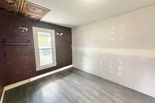 423 W 4th St, Byron, IL 61010 - Photo 10