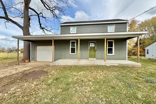 423 W 4th St, Byron, IL 61010 - Photo 1