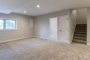 2205 Maple Hill Ct, Downers Grove, IL 60515 - Photo 12