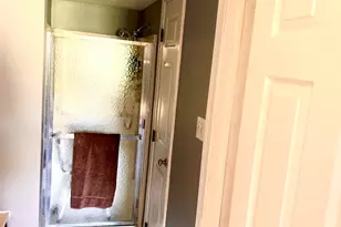 18600 Village West Dr, Hazel Crest, IL 60429 - Photo 12