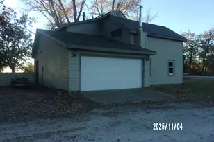 101 S Voss Grove, Martinton, IL 60951 - Photo 4