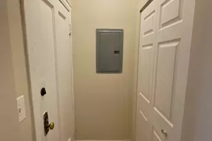 1345 1/2 W Touhy Ave, Chicago, IL 60626 - Photo 2