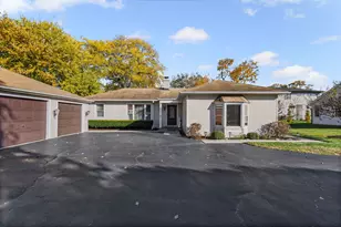 1615 Greenwood Rd, Glenview, IL 60026 - Photo 30