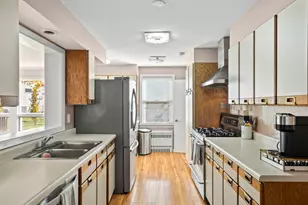 1615 Greenwood Rd, Glenview, IL 60026 - Photo 16