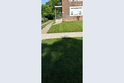 9918 S Hoxie Avenue, Chicago, IL 60617 - Photo 2