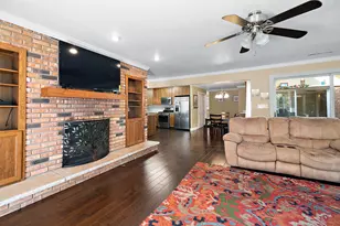 1305 Oaktree Ln, Kankakee, IL 60901 - Photo 22