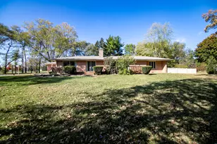 1305 Oaktree Ln, Kankakee, IL 60901 - Photo 4