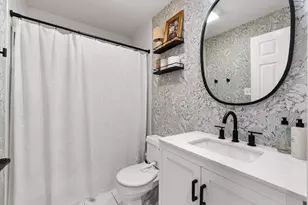 3531 N Reta Ave, Chicago, IL 60657 - Photo 18