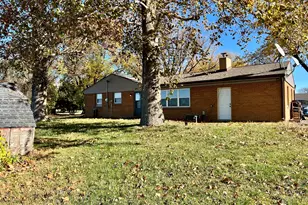 8428 N Shirlane St, Shirley, IL 61772 - Photo 28