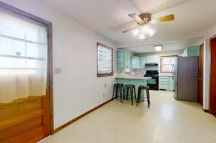 8428 N Shirlane St, Shirley, IL 61772 - Photo 12