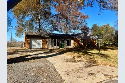 8428 N Shirlane Street, Shirley, IL 61772 - Photo 2