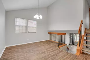 4333 182nd Pl, Country Club Hills, IL 60478 - Photo 4