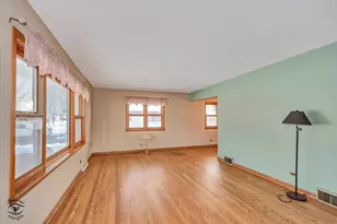 503 Lake Ave, Downers Grove, IL 60515 - Photo 2