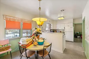 12157 S Perry Ave, Chicago, IL 60628 - Photo 8