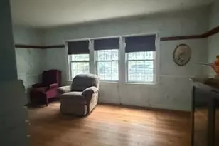 306 Elizabeth St, Calumet City, IL 60409 - Photo 4