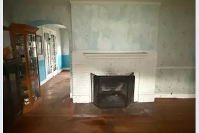 306 Elizabeth Street, Calumet City, IL 60409 - Photo 6