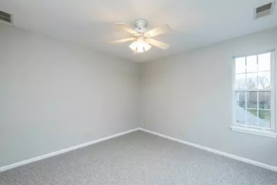 17826 W Salisbury Drive, Gurnee, IL 60031 - Photo 18