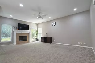 731 Lake Ridge Dr, South Elgin, IL 60177 - Photo 8