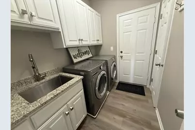 731 Lake Ridge Drive, South Elgin, IL 60177 - Photo 12