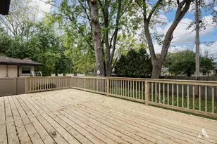 213 Hiawatha Trail, Wood Dale, IL 60191 - Photo 56