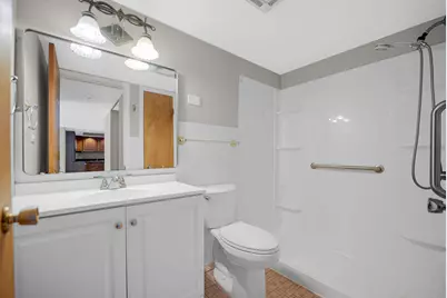 [Address not provided], Downers Grove, IL 60515 - Photo 10