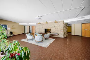 [Address not provided], Downers Grove, IL 60515 - Photo 12