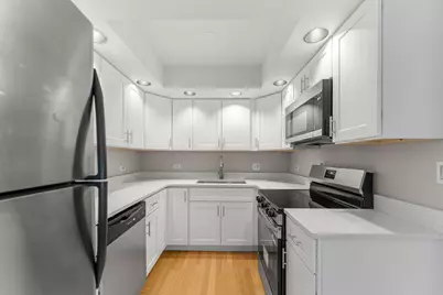 [Address not provided], Downers Grove, IL 60515 - Photo 4