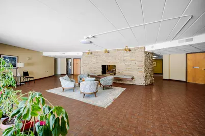 [Address not provided], Downers Grove, IL 60515 - Photo 16