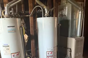 2304 W 47th Pl, Chicago, IL 60609 - Photo 18