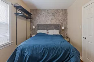 8225 S Manistee Ave, Chicago, IL 60617 - Photo 18