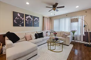 8225 S Manistee Ave, Chicago, IL 60617 - Photo 6