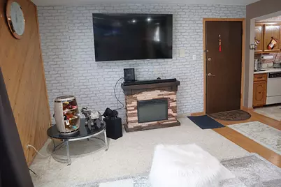 4829 W 109th Street #203, Oak Lawn, IL 60453 - Photo 2