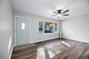 1393 Oakleaf Dr, Saint Anne, IL 60964 - Photo 2