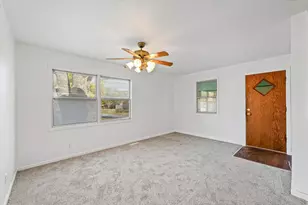 305 S East St, Mansfield, IL 61854 - Photo 8