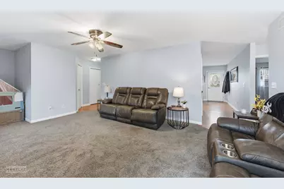 2552 N 4645th Road #B, Somonauk, IL 60552 - Photo 4